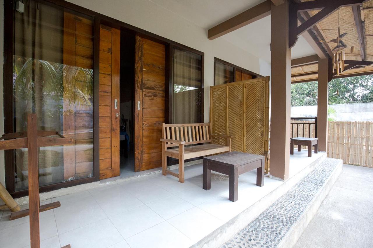Asoka Homestay Senggigi Exterior photo